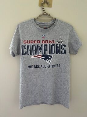 New England Patriots Super Bowl XLIX Champions T Shirt Small Gray NFL